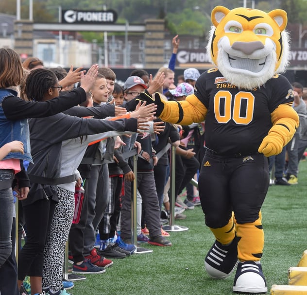 Stripes, the Hamilton Tiger Cats Custom Mascot gets kids involved