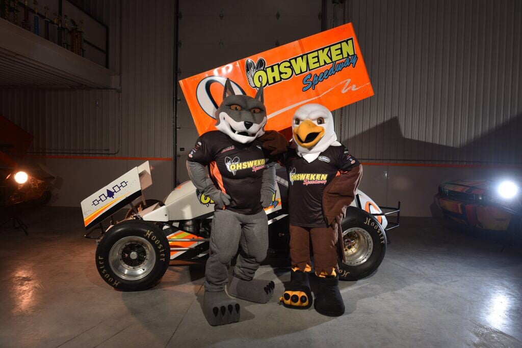 Ohsweken Speedway Fang & Claw mascots